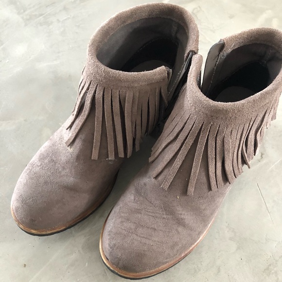 Esprit suede ankle fringe boots - Picture 1 of 3